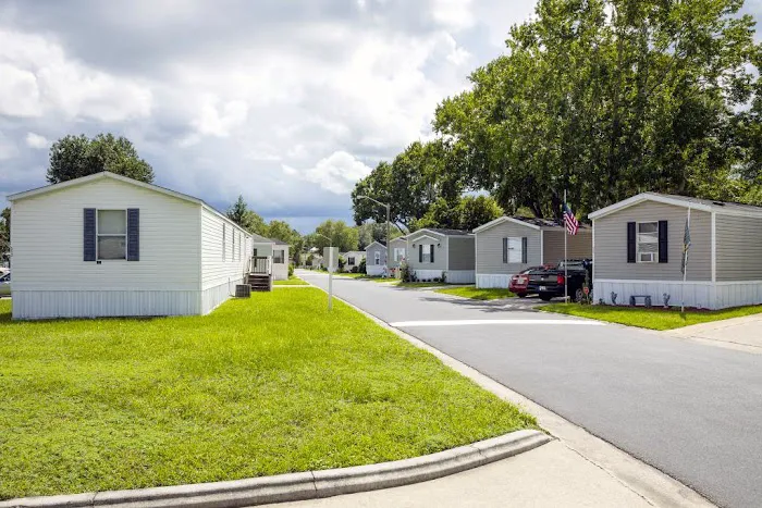 Magnolia Circle Manufactured Home Community 3