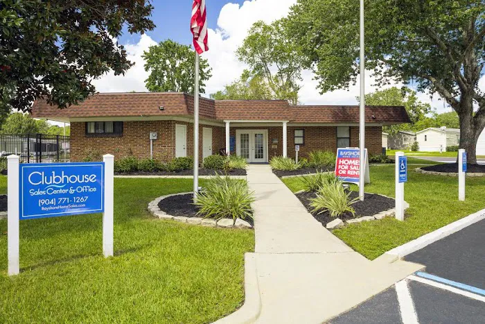 Magnolia Circle Manufactured Home Community 9