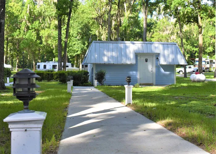 Ocala North RV Resort 10