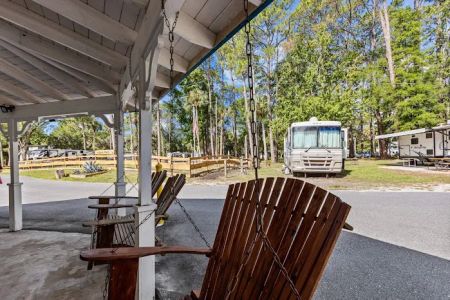 Eleanor Oaks RV Park