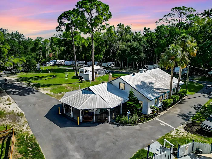 Eleanor Oaks RV Park 8