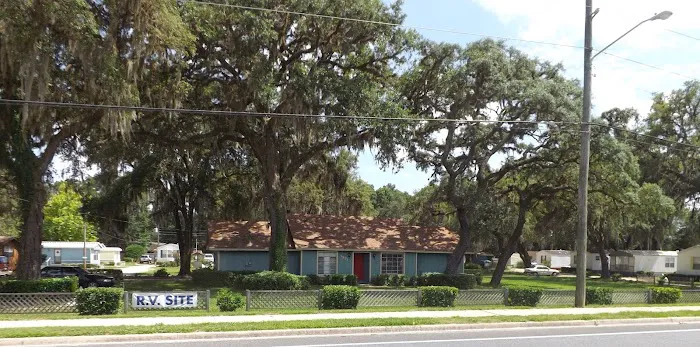 Oaks Landing Mobile Home Park 4