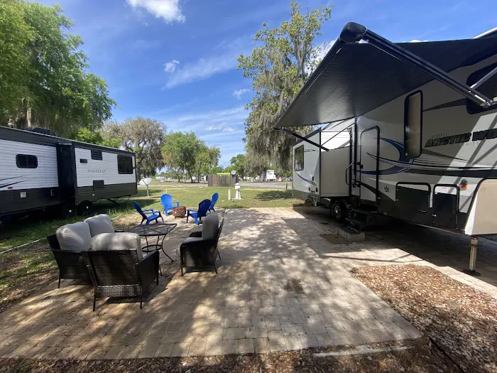 Fort McCoy / Lake Oklawaha KOA Holiday 3
