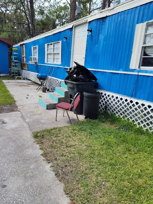 Ideal Trailer Park 1