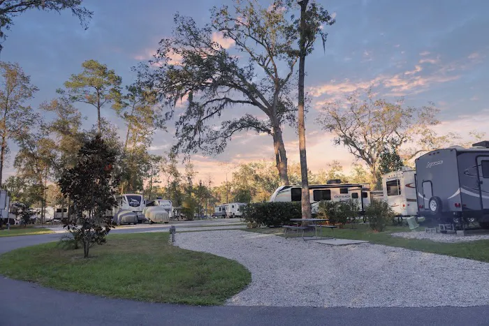 Sunny Oaks RV Park 4