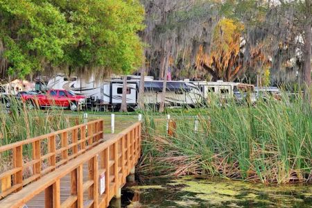 Lake Rousseau RV Resort