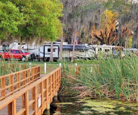 Lake Rousseau RV Resort