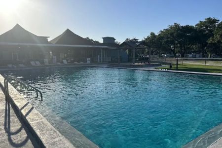 Oak Tree Village Apartments & Campground