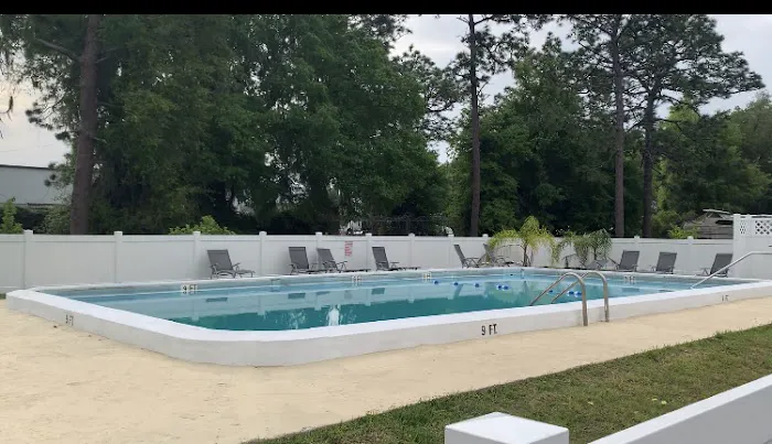 Arrowhead Campsites & Mobile Home Park 3