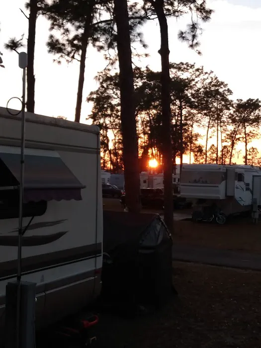 Arrowhead Campsites & Mobile Home Park 4
