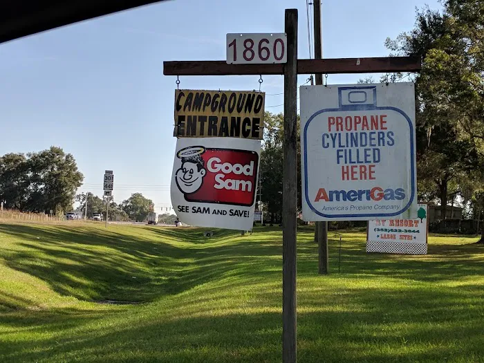 Wandering Oaks RV Park 2