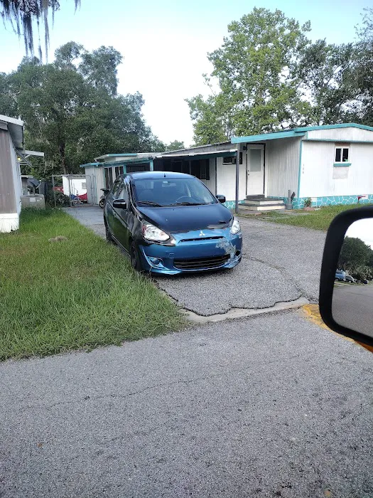 Lindale Mobile Home Park 10