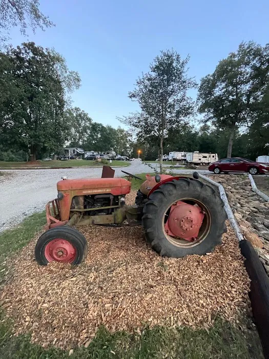 Red Oaks RV Park 10