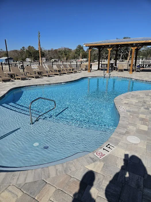 Northflow RV Resort & Marina 1