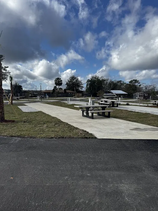 Northflow RV Resort & Marina 4