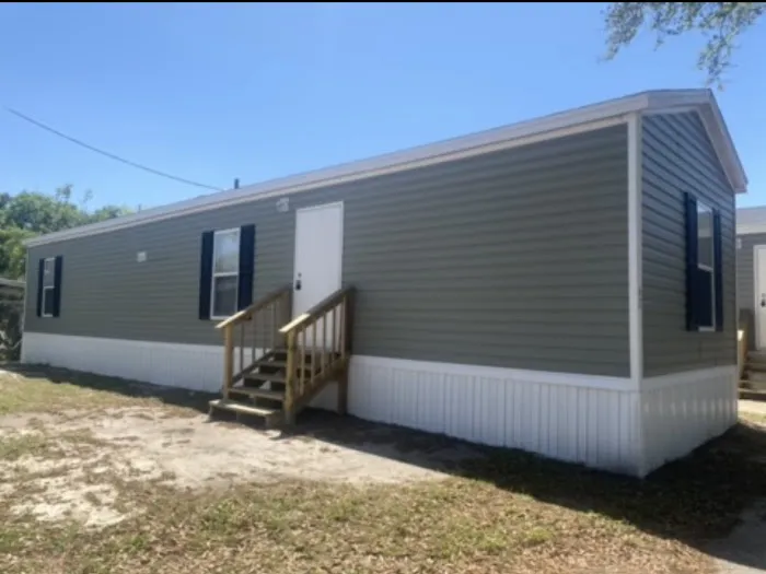 The Oaks at Panama Park Manufactured Housing community 3