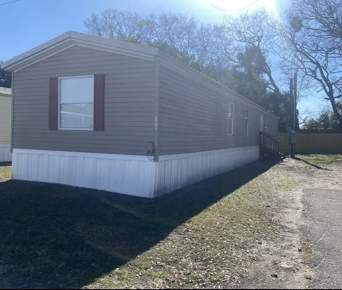 The Oaks at Panama Park Manufactured Housing community 6