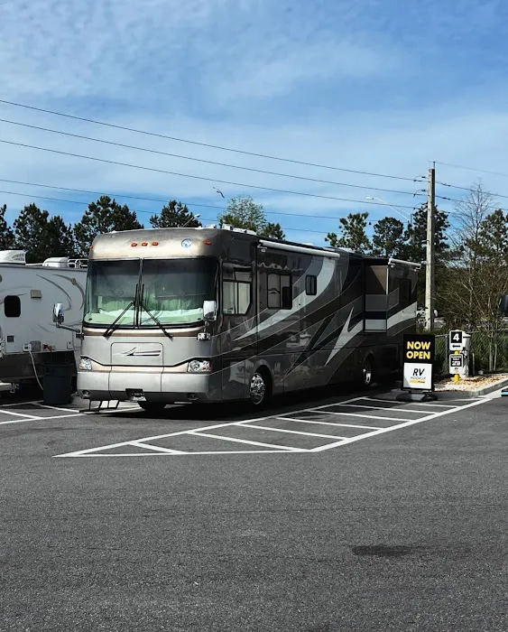 Love's RV Hookup 7