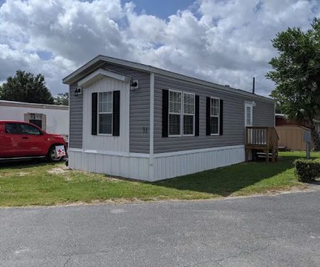 Pine Manor Estates Mobile Home Park