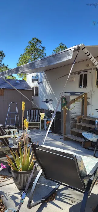 Sandy Oaks RV Park-Mobile Home 7