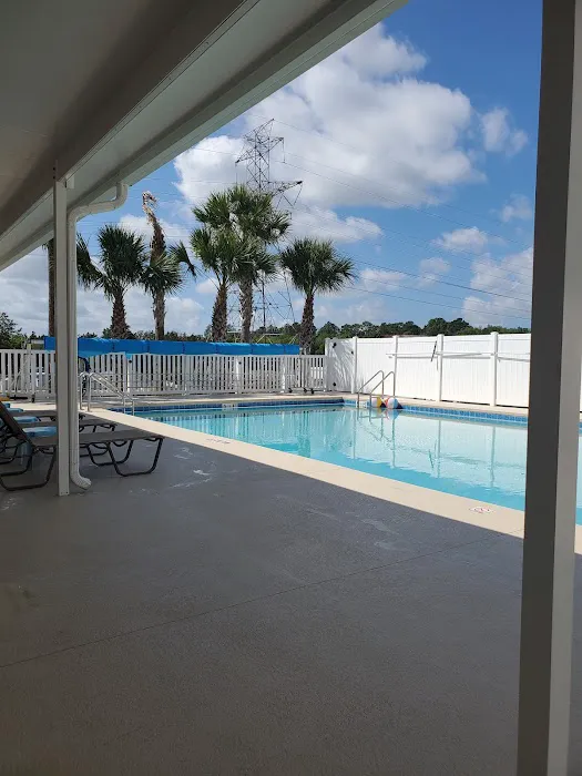 Sandy Oaks RV Park-Mobile Home 9