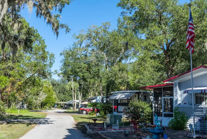 Thunderbird Mobile Home Community 5