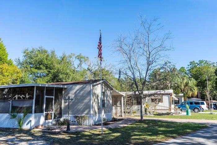 Thunderbird Mobile Home Community 8