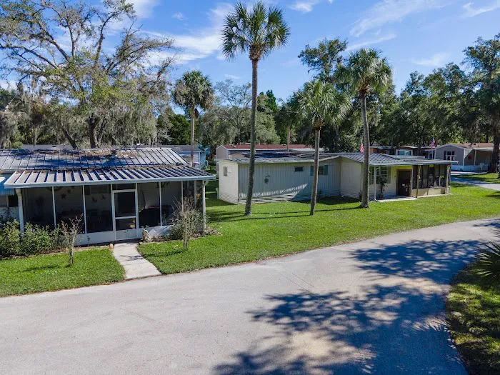 Thunderbird Mobile Home Community 9