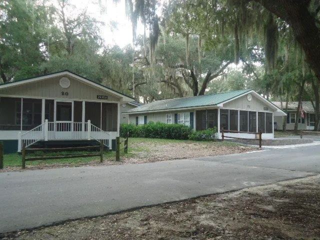 elite resorts at salt springs 10