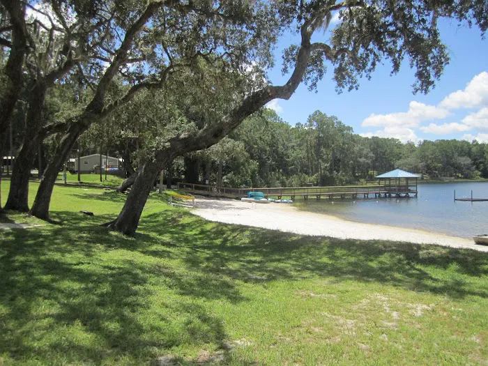 Lake Waldena Resort 8
