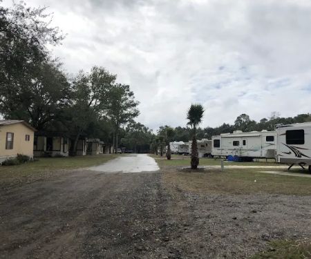 Sharpes Ferry Manufactured Home Comm