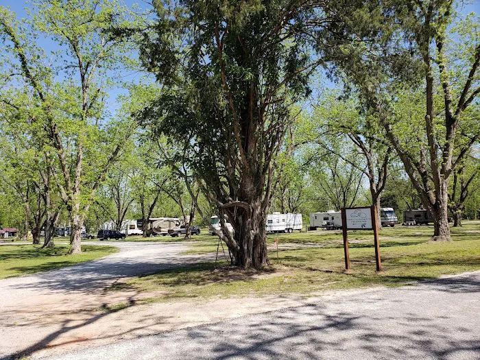 KB Country Camping LLC and RV Park 3