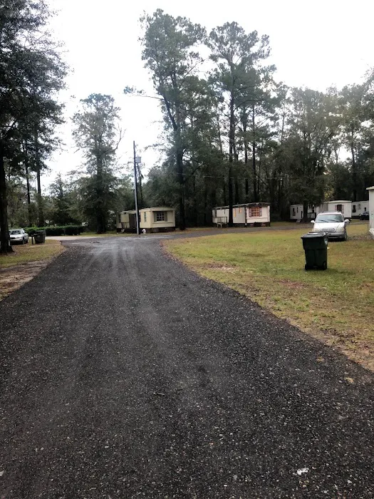 Dina Lee Mobile Home Park 3