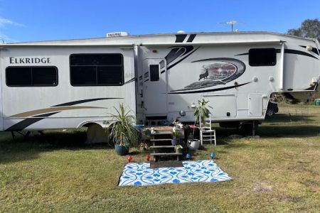 Roamin' Home RV Park
