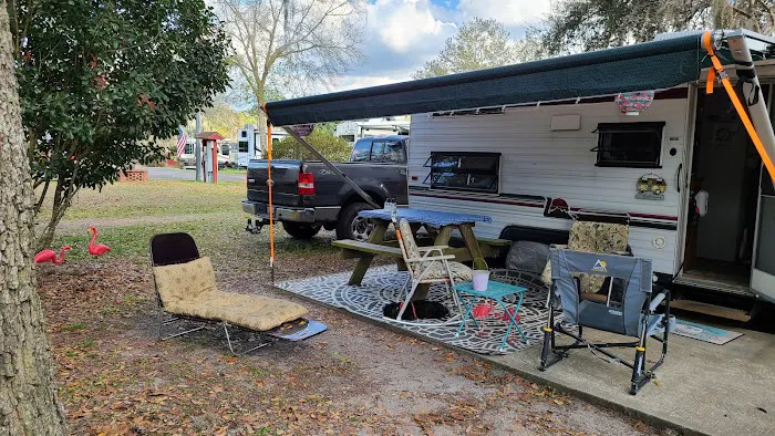 Kelly's Countryside RV Park 10