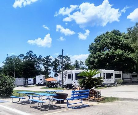 Horne Lake RV Resort