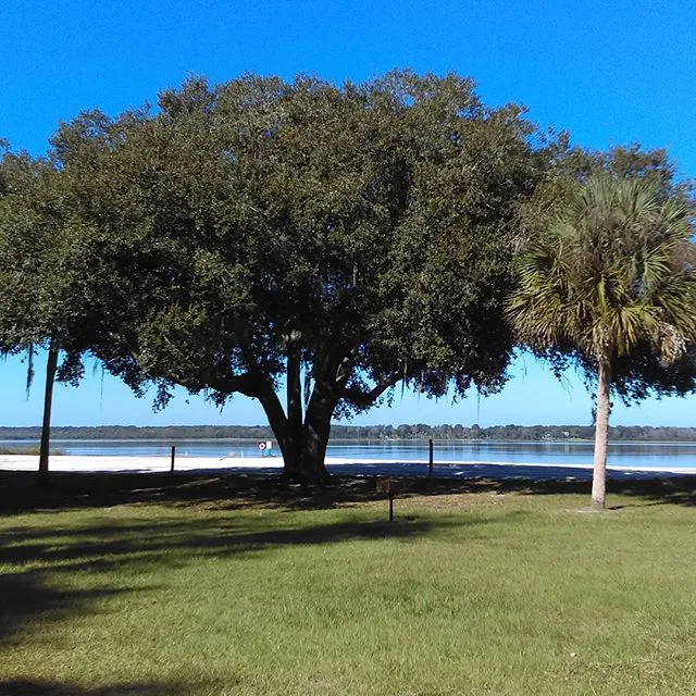 Lake Bryant MH & RV Park 2
