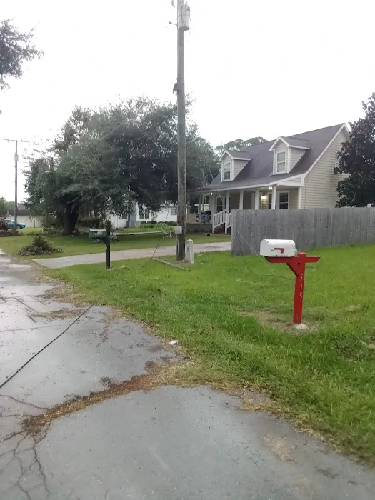 Live Oaks Mobile-Home Park 7