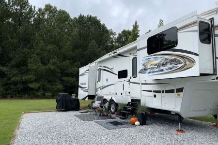 La Costa Mobile Home And RV Park