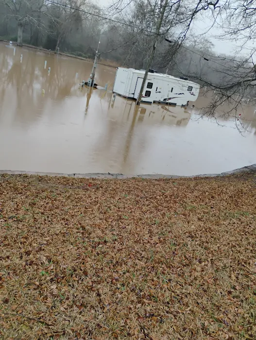 Riverside Estates Mobile Home & RV Park 9