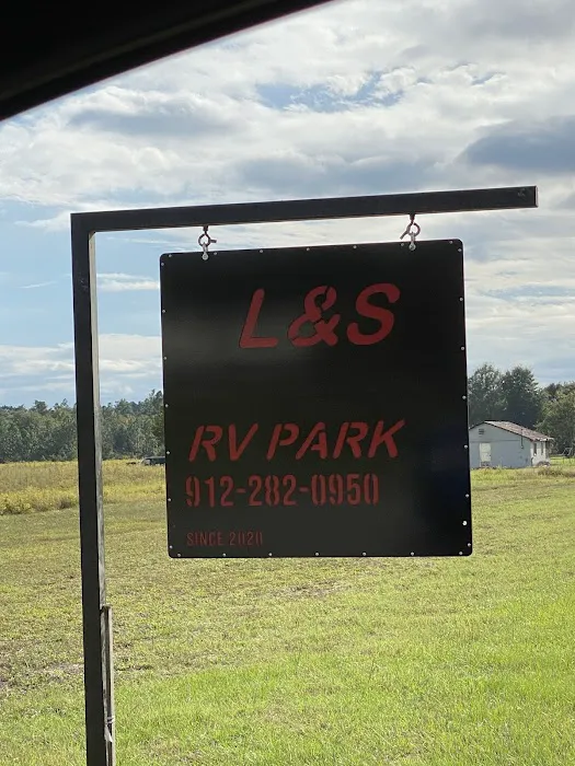 L & S RV Park 3