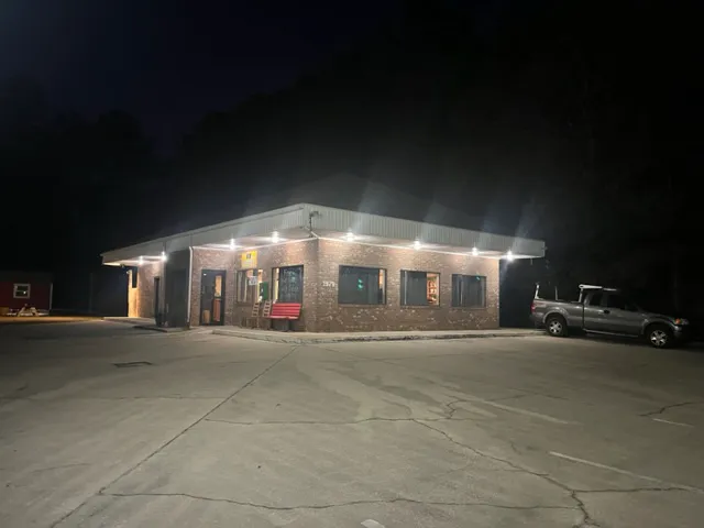 Huck's RV Park & Pub 2