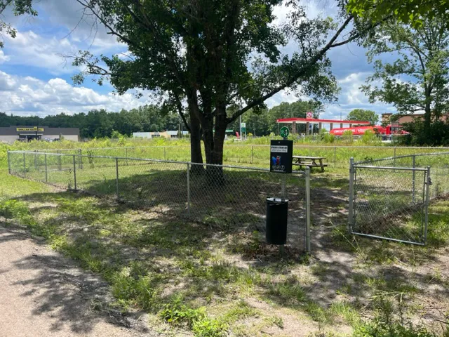 Huck's RV Park & Pub 9