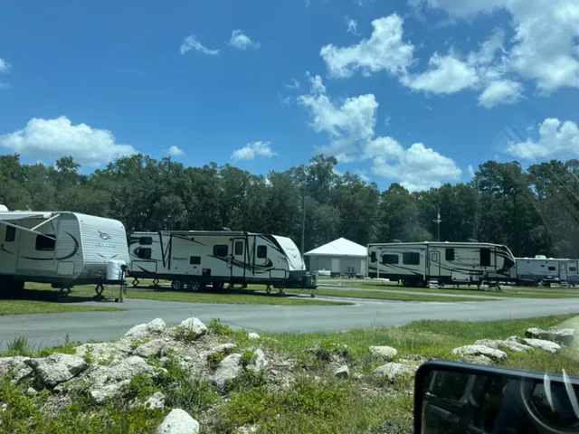 Huck's RV Park & Pub 7