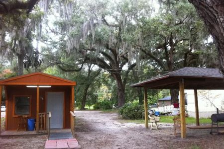 River Oaks Mobile Home Park