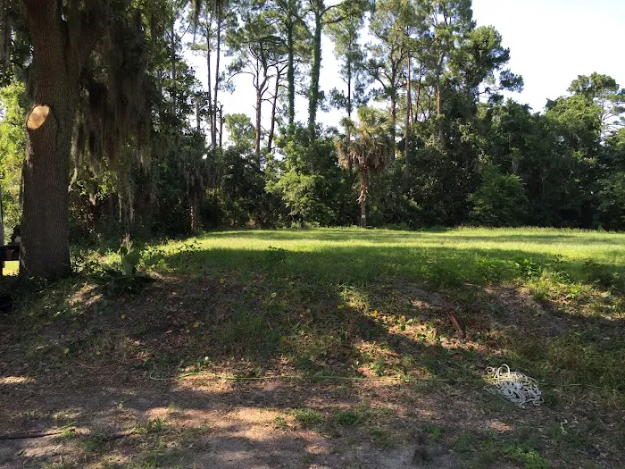 Riverfront RV Park & Marina 10