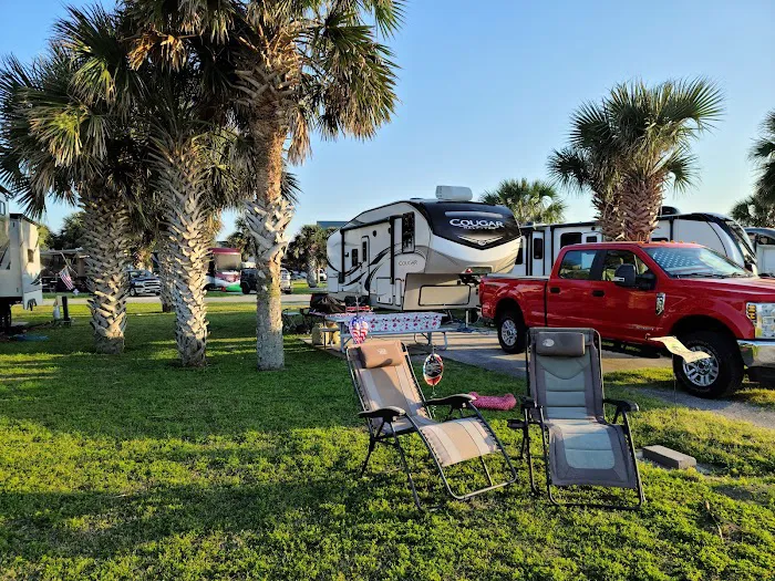 Pelican Roost RV Park 6