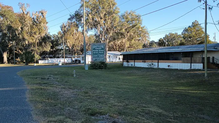Edgewater Oaks Mobile Home Pk 2