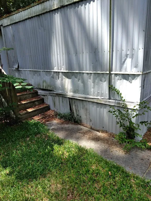 Pine Hills Mobile Home Park 1