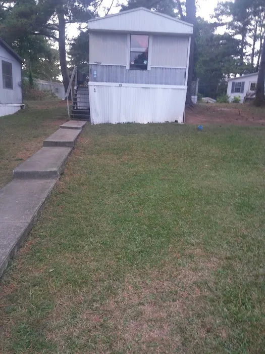 Pine Hills Mobile Home Park 3